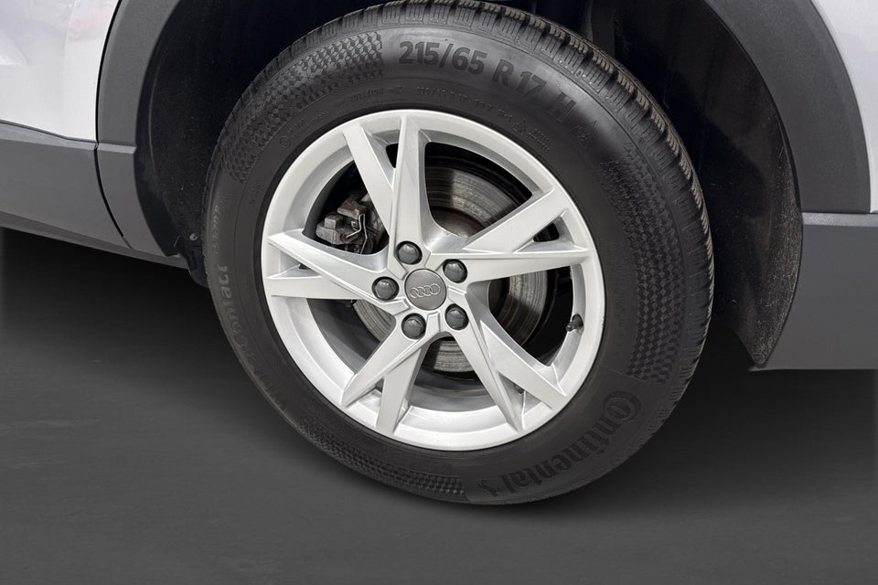 Audi Q3 45 TFSi e Attitude plus S-tr. 5d