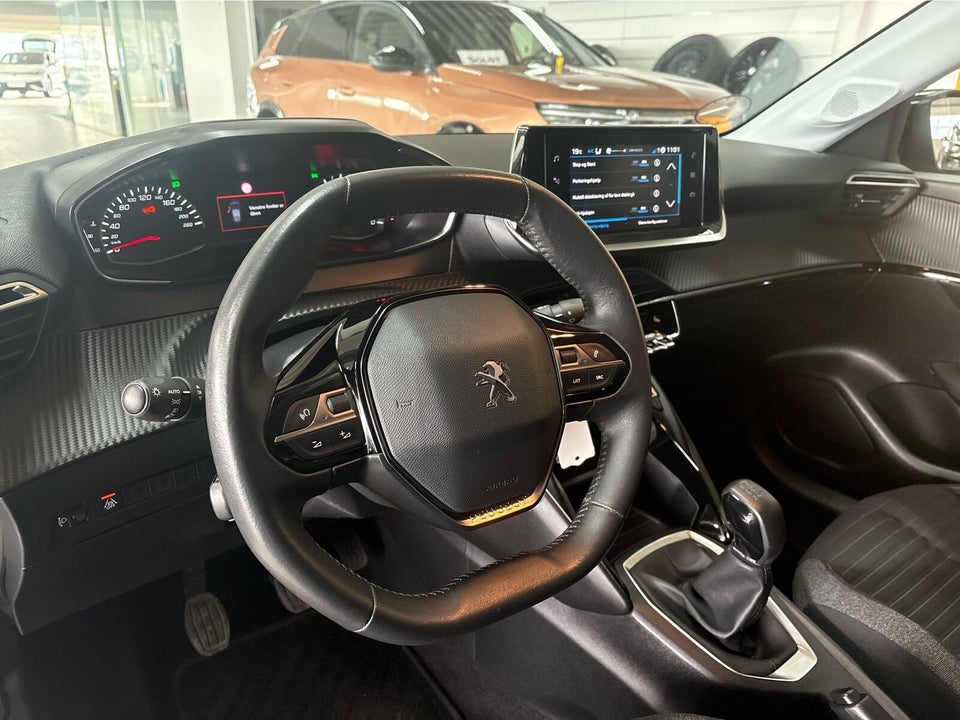 Peugeot 208 1,2 PureTech 75 Selection 5d