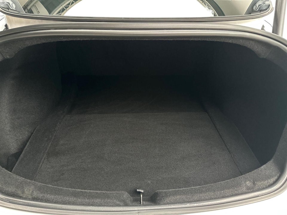 Tesla Model 3 RWD 4d