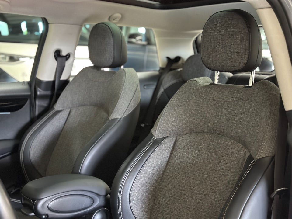 MINI Cooper SE Camden Edition 3d