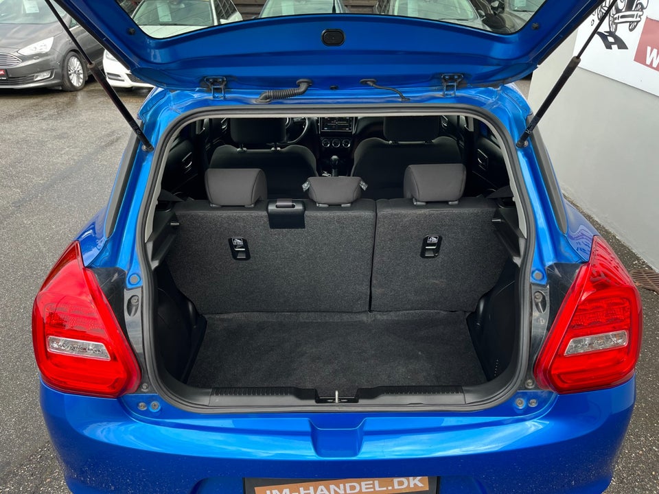 Suzuki Swift 1,2 Dualjet Exclusive CVT 5d