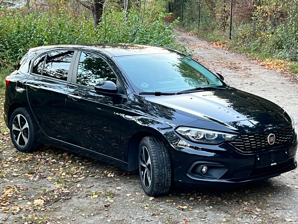 Fiat Tipo 1,4 16V Easy 5d