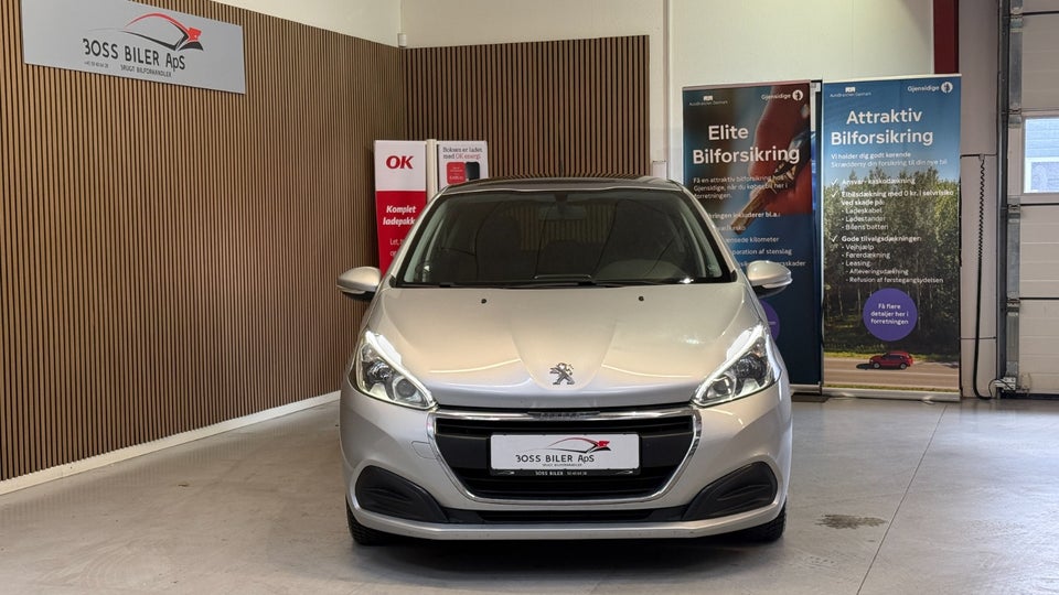 Peugeot 208 1,6 BlueHDi 100 Desire Sky 5d