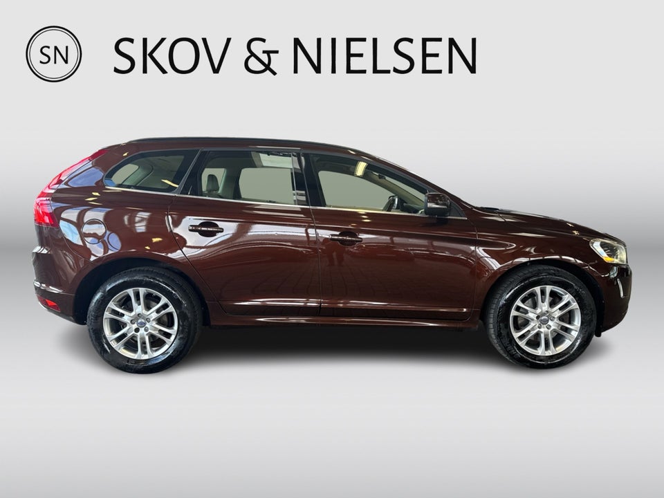 Volvo XC60 2,0 D4 181 Summum aut. 5d