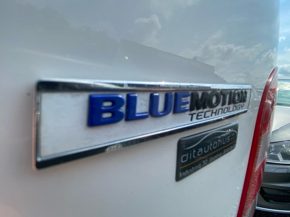 VW Transporter 2,0 TDi 102 Kassevogn kort