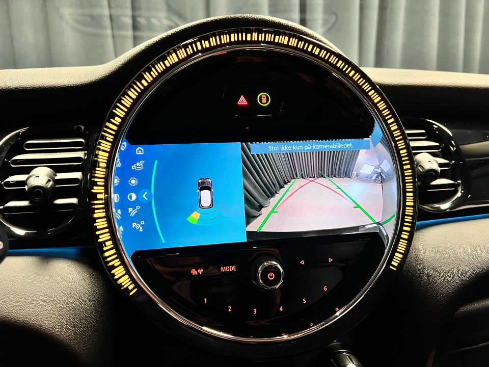 MINI Cooper SE Classic Trim 3d