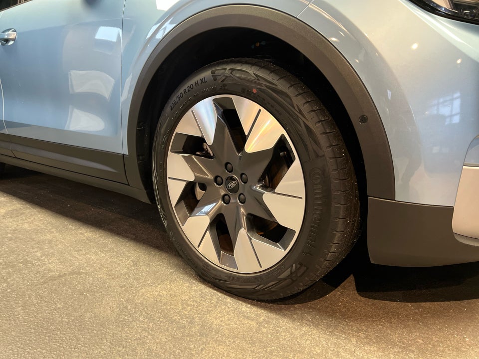 Ford Explorer 77 Premium Extended Range 5d