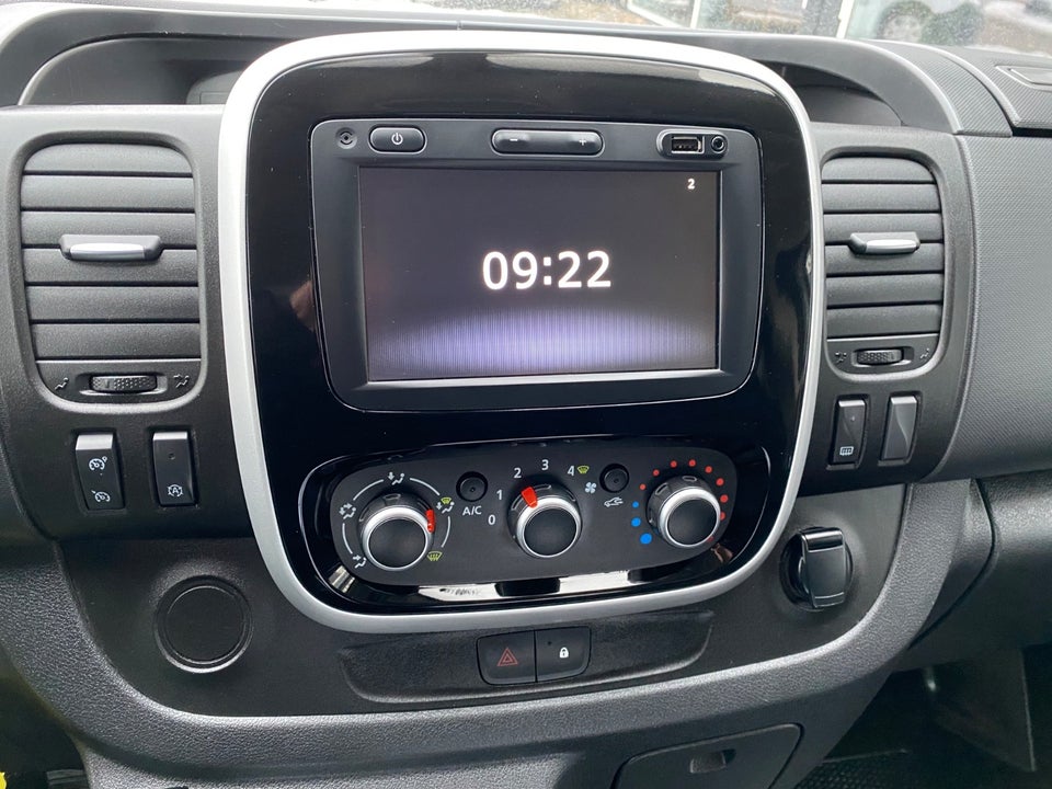 Renault Trafic T29 2,0 dCi 170 L2H1 EDC