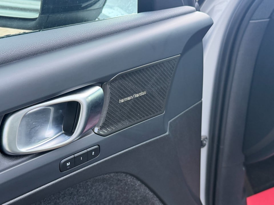 Volvo XC40 ReCharge Extended Range Ultimate 5d