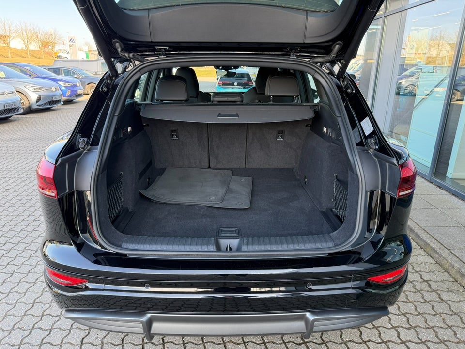 Audi Q6 e-tron Ultra quattro 5d