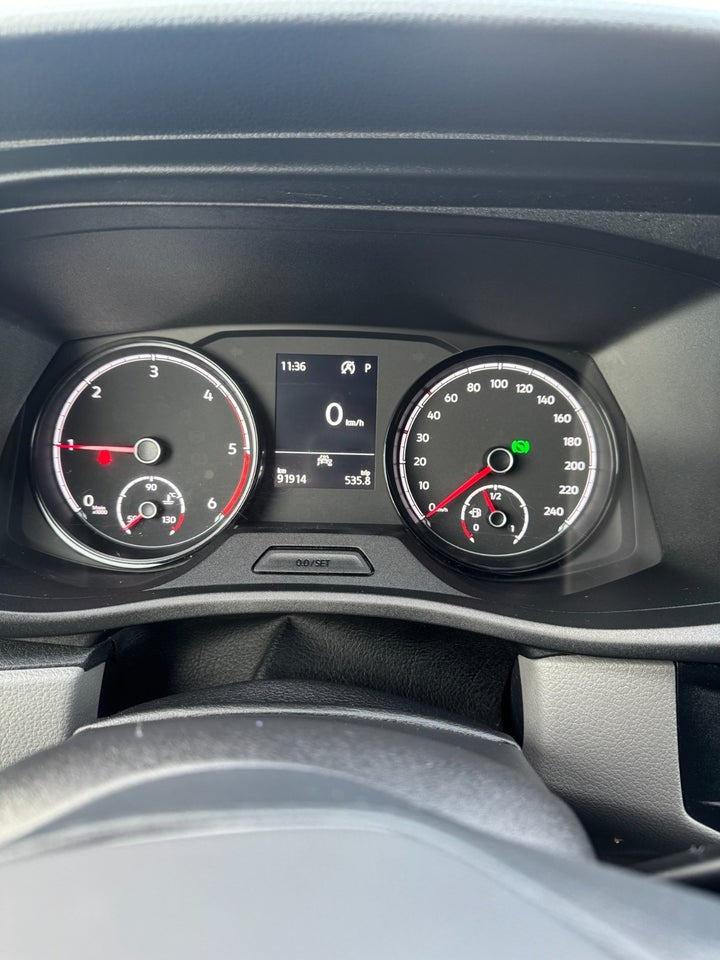 VW Transporter 2,0 TDi 150 Kassevogn DSG lang