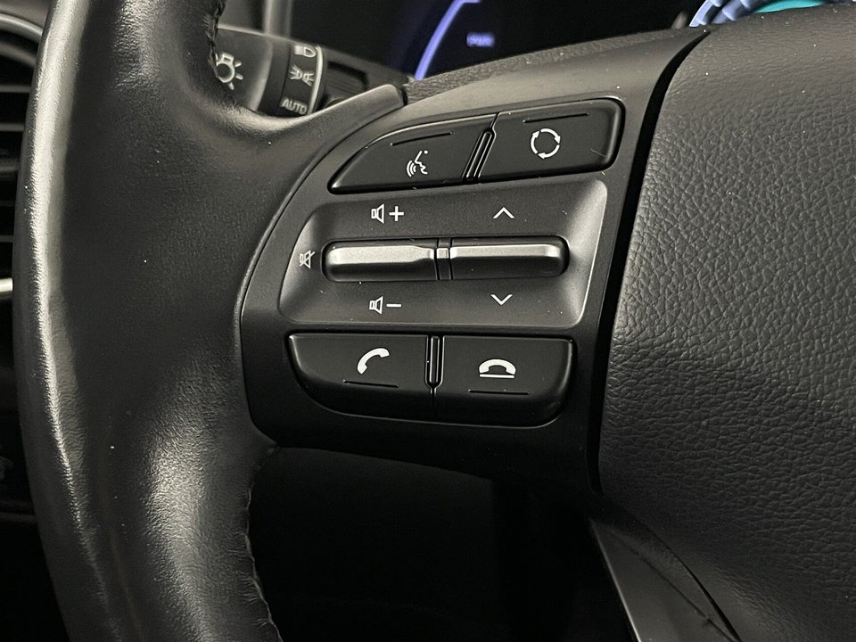 Hyundai Kona 64 EV Premium 5d