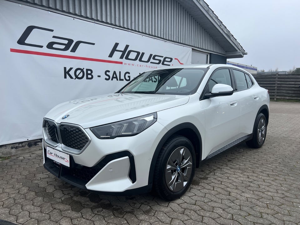 BMW iX2 eDrive20 Fully Charged 5d