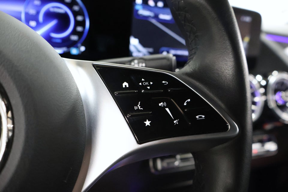 Mercedes EQA250+ Progressive 5d