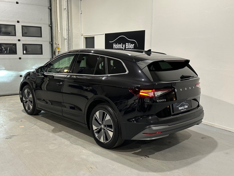Skoda Enyaq 60 iV Loft 5d