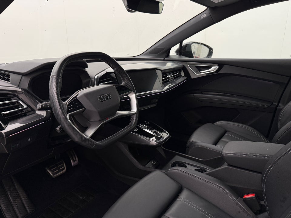 Audi Q4 e-tron 50 S-line Sportback quattro 5d
