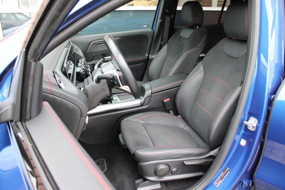 Mercedes EQA350 AMG Advance 4Matic 5d