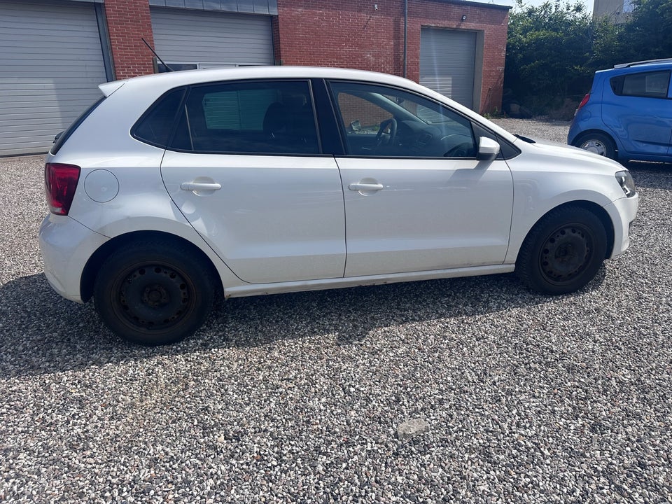 VW Polo 1,6 TDi 90 Comfortline 5d