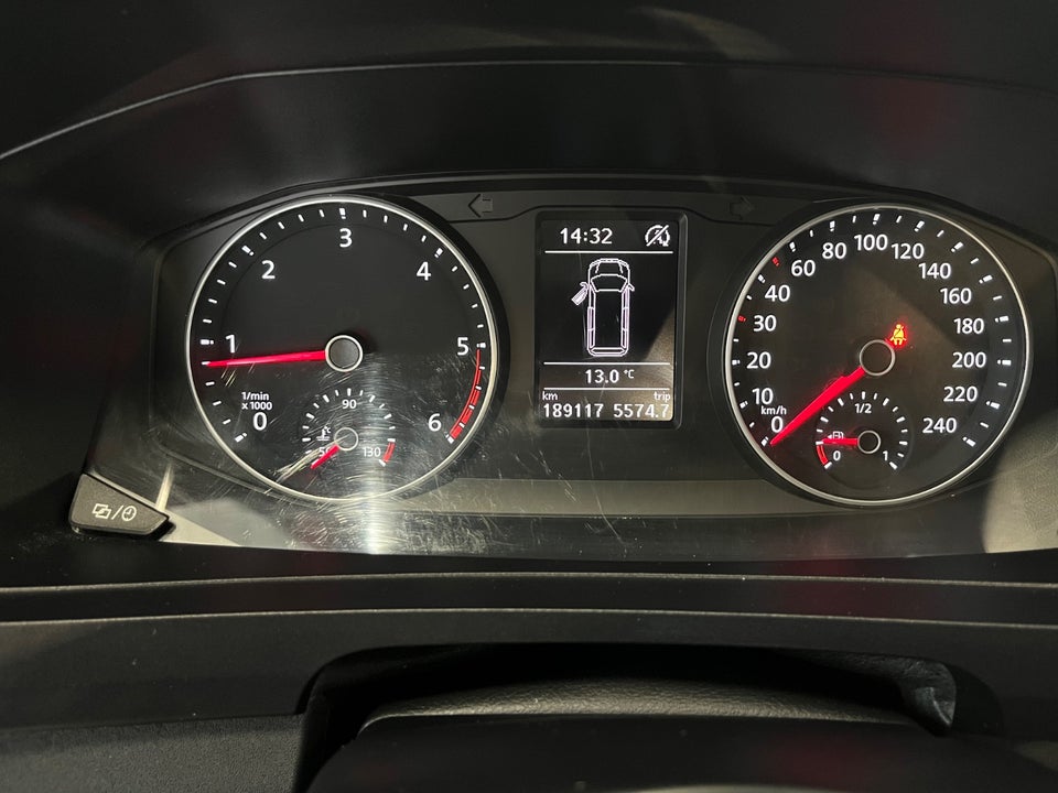 VW Transporter 2,0 TDi 204 Kassevogn DSG lang