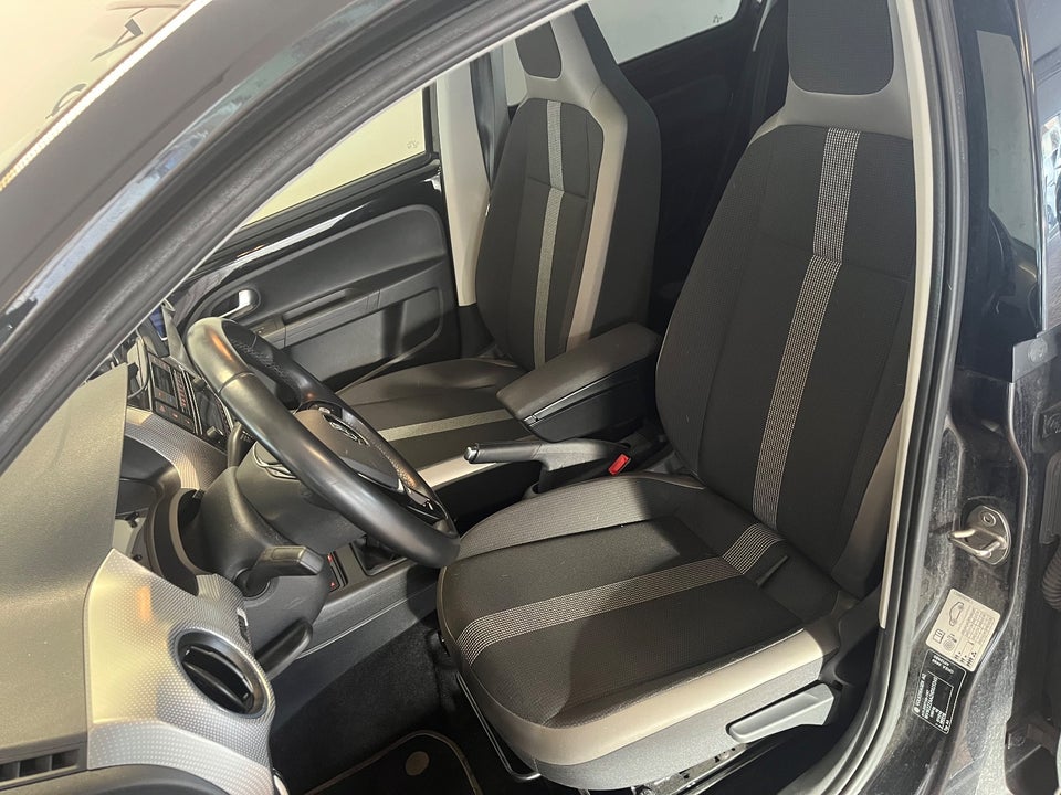 VW Up! 1,0 TSi 90 High Up! BMT 5d