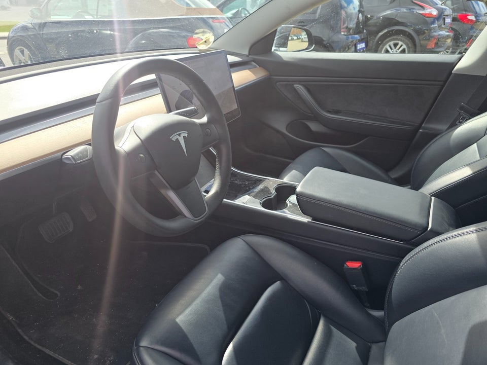 Tesla Model 3 Long Range AWD 4d