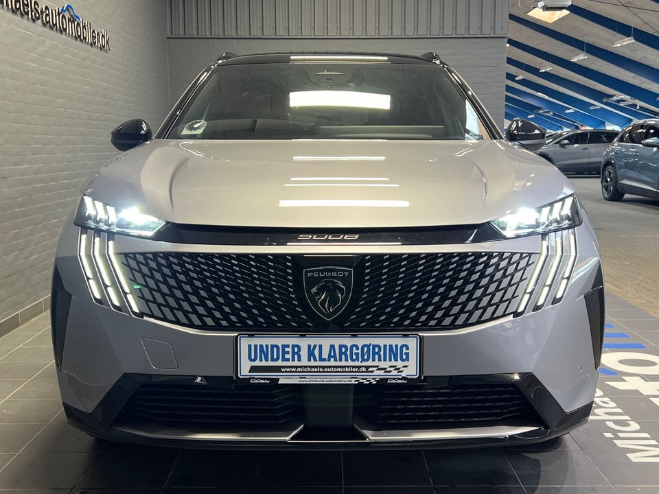 Peugeot e-5008 77 GT 7prs 5d