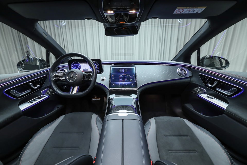 Mercedes EQE350 AMG Line 4Matic 4d