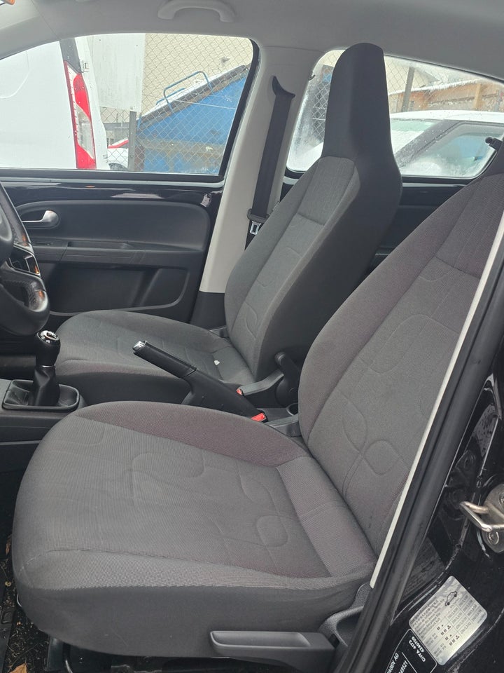 VW Up! 1,0 60 Club Up! BMT 5d