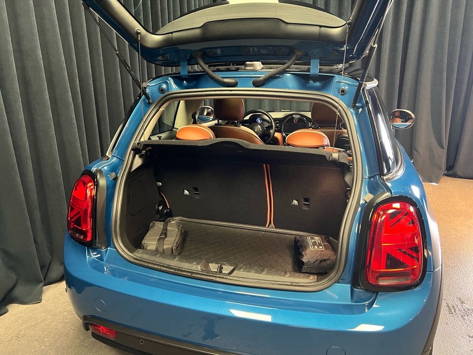 MINI Cooper SE Yours Lounge 3d