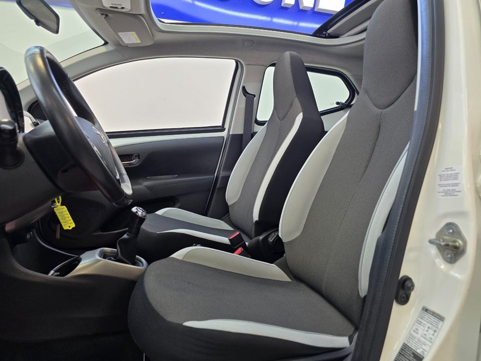 Toyota Aygo 1,0 VVT-i x-sky 5d