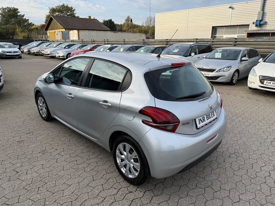 Peugeot 208 1,2 VTi 82 Active 5d