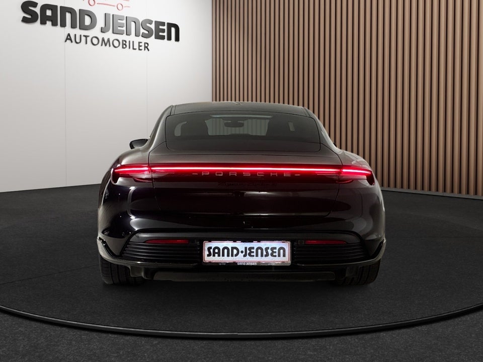 Porsche Taycan Turbo S Performance+  4d