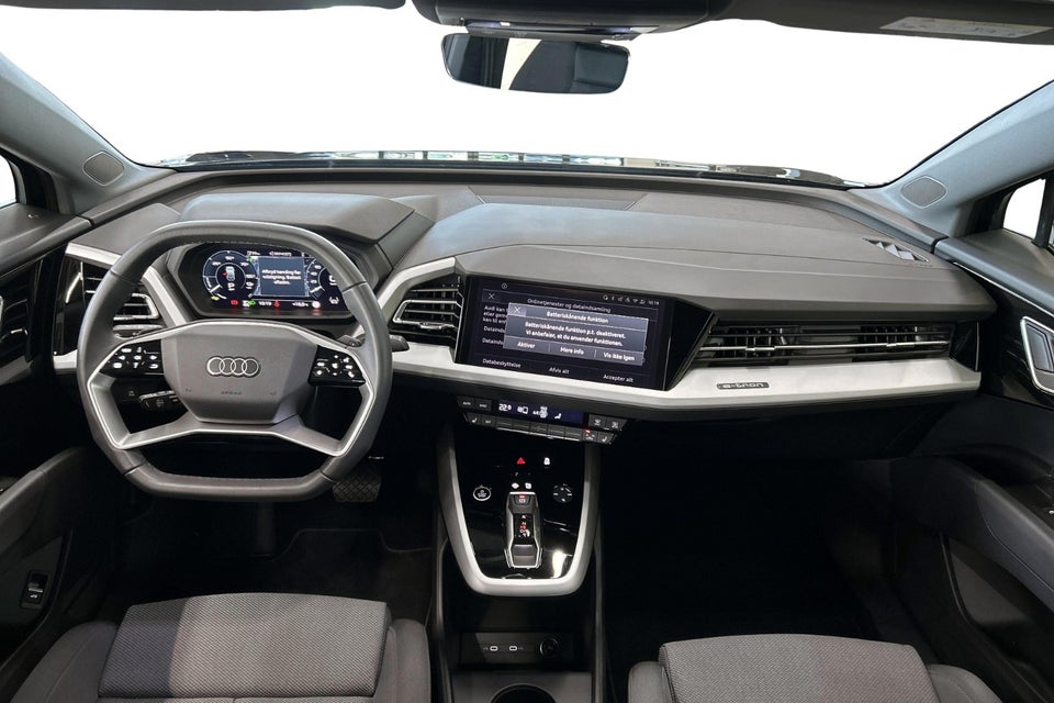 Audi Q4 e-tron 45 S-line 5d
