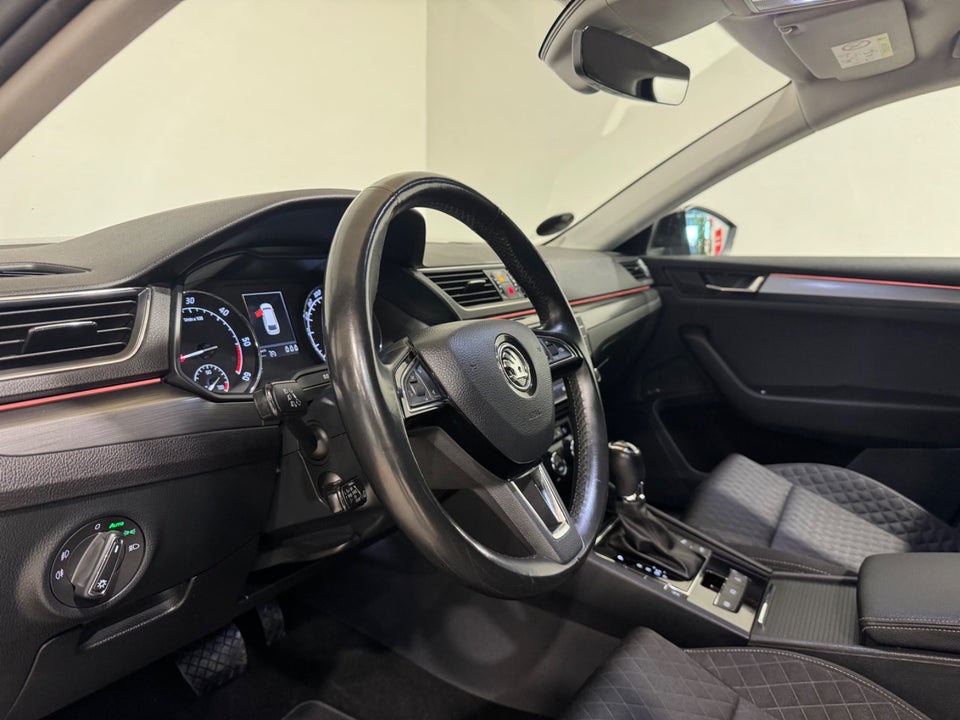 Skoda Superb 2,0 TDi 190 Style Combi DSG 5d