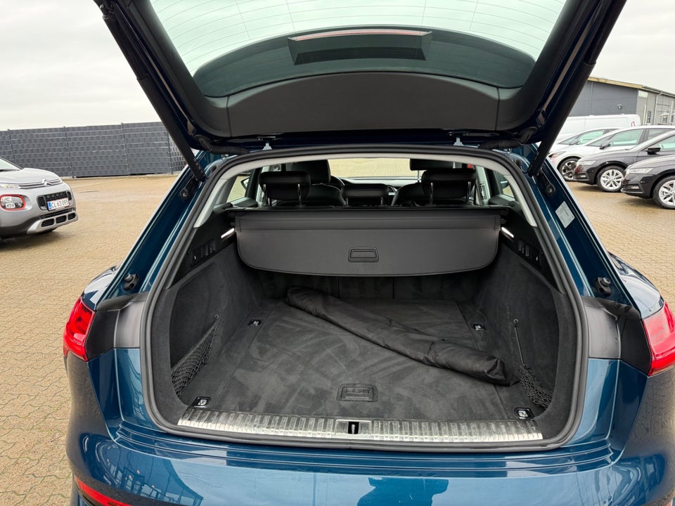 Audi e-tron 55 Advanced Prestige quattro 5d