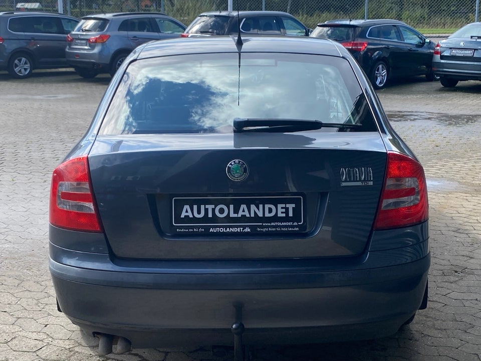 Skoda Octavia 2,0 TDi Ambiente 5d