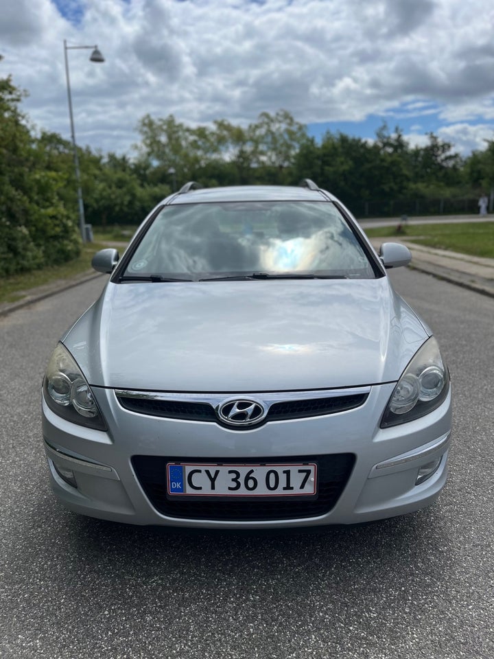 Hyundai i30 1,6 CVVT Classic CW 5d