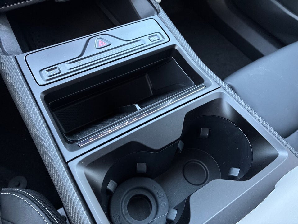 Ford Explorer 77 Premium Extended Range 5d