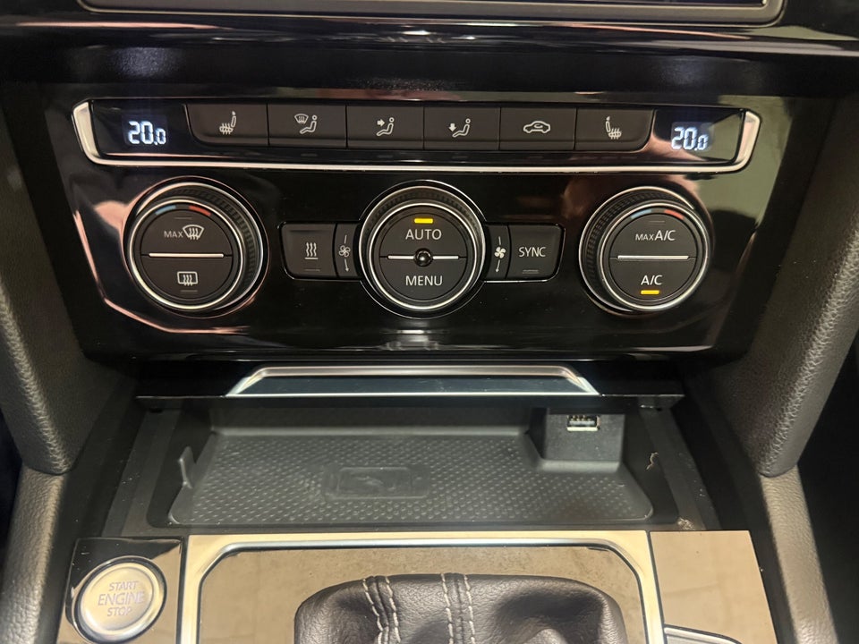 VW Passat 2,0 TDi 150 R-line Variant DSG 5d