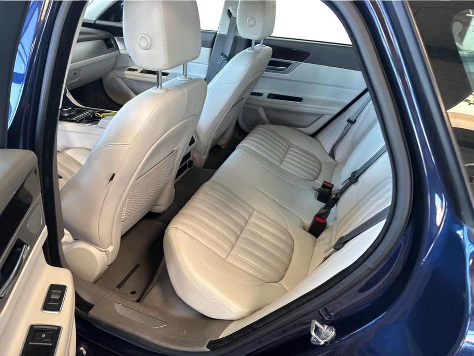 Jaguar XF 2,0 P250 Prestige Sportbrake aut. 5d