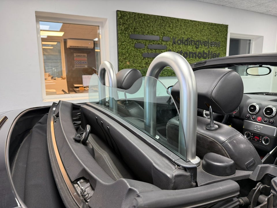 Audi TT 1,8 T 225 Roadster quattro 2d