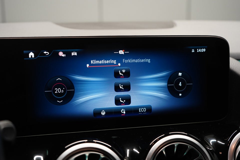 Mercedes EQA250 Progressive 5d