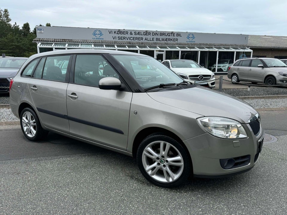 Skoda Fabia 1,4 16V Ambiente Combi 5d