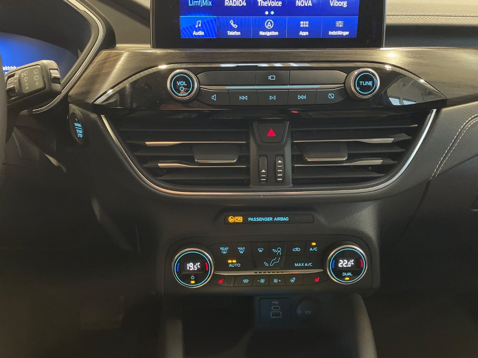 Ford Kuga 2,5 PHEV Vignale CVT 5d