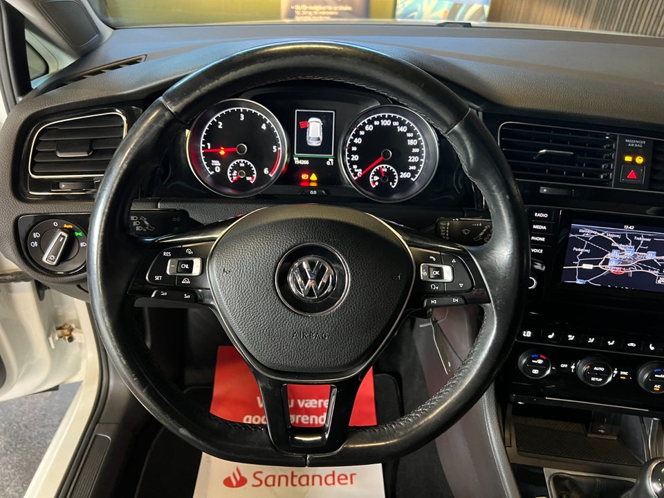 VW Golf VII 2,0 TDi 150 Highline Variant BMT 5d
