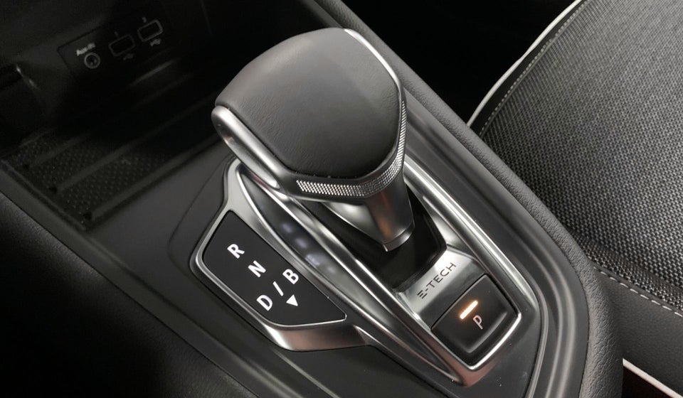 Renault Captur 1,6 E-Tech Intens 5d