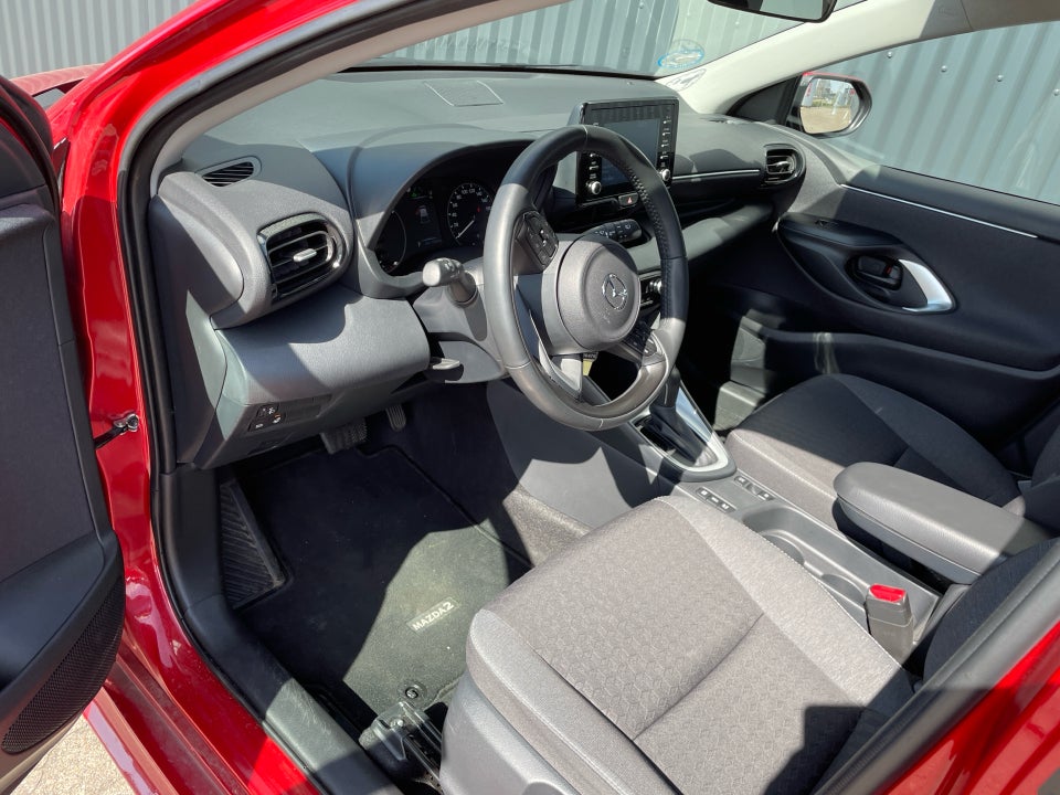 Mazda 2 1,5 Hybrid Pure+ CVT 5d