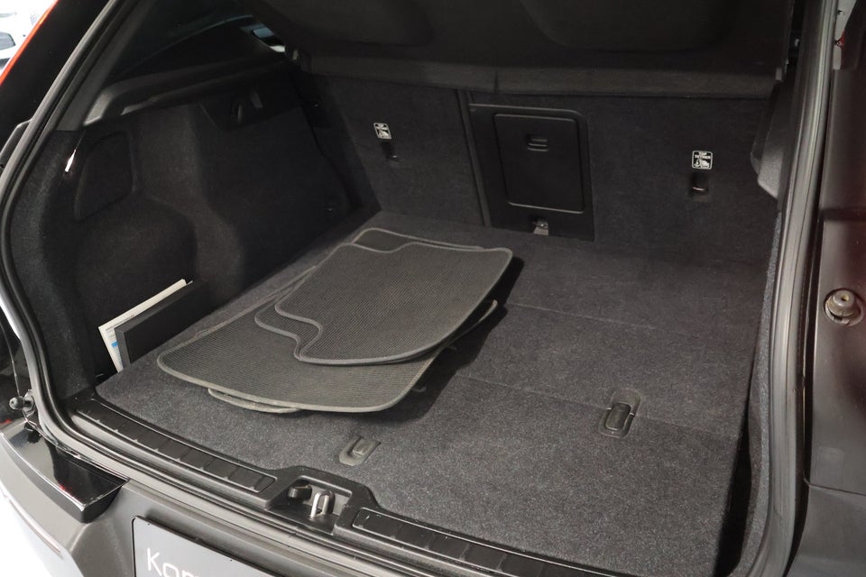Volvo XC40 P6 ReCharge Plus 5d