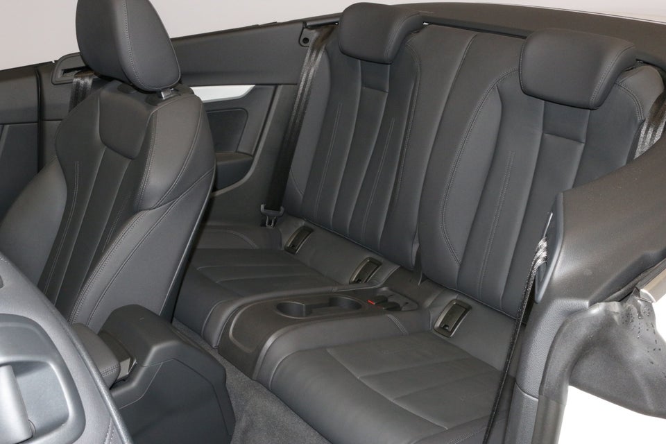 Audi A5 40 TFSi S-line Cabriolet S-tr. 2d