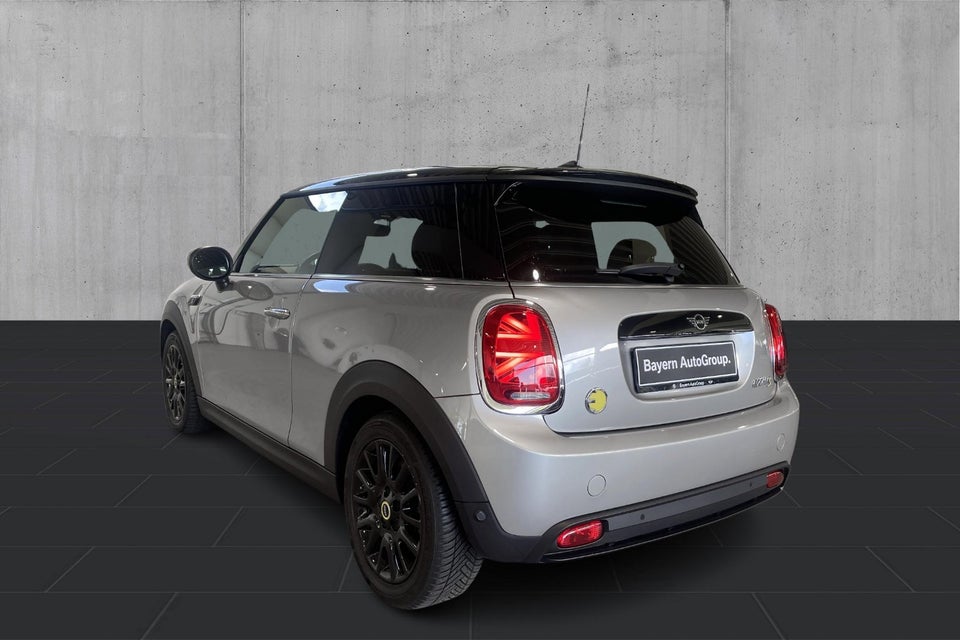 MINI Cooper SE Classic Trim 3d